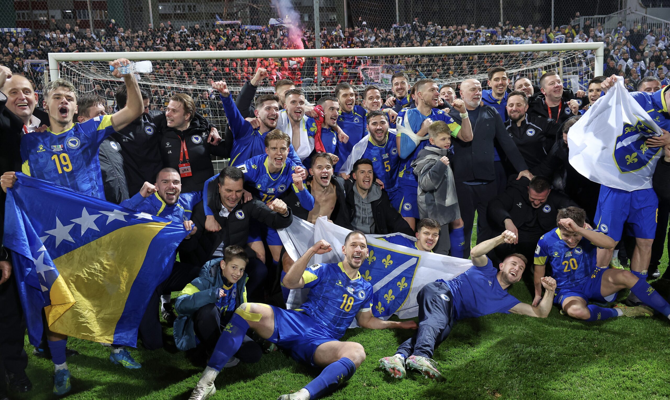 Vypukla euf&oacute;ria: Bosna senzačne vyradila Taliansko v bar&aacute;ži a post&uacute;pila na majstrovstv&aacute; sveta | Futbal