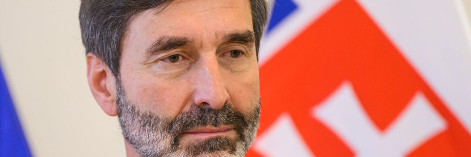 minister zahraničných vecí a európskych záležitostí SR Juraj Blanár (Smer-SD)