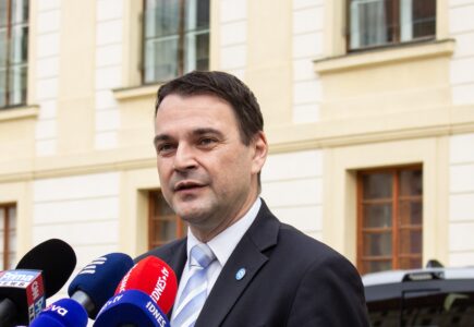 Na snímke predseda strany Motoristi sebe Petr Macinka