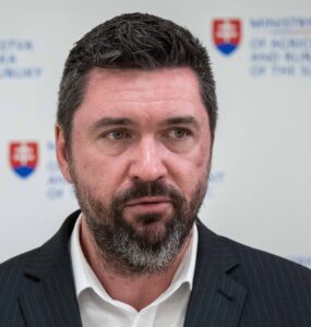 Na snímke minister pôdohospodárstva a rozvoja vidieka SR Richard Takáč (Smer-SD)