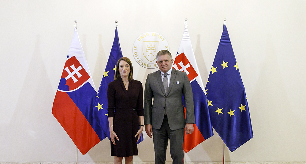 Fico sa stretol s Metsolovou. Upozornil ju na politiku dvojak&eacute;ho metra org&aacute;nov E&Uacute; | Dom&aacute;ca politika