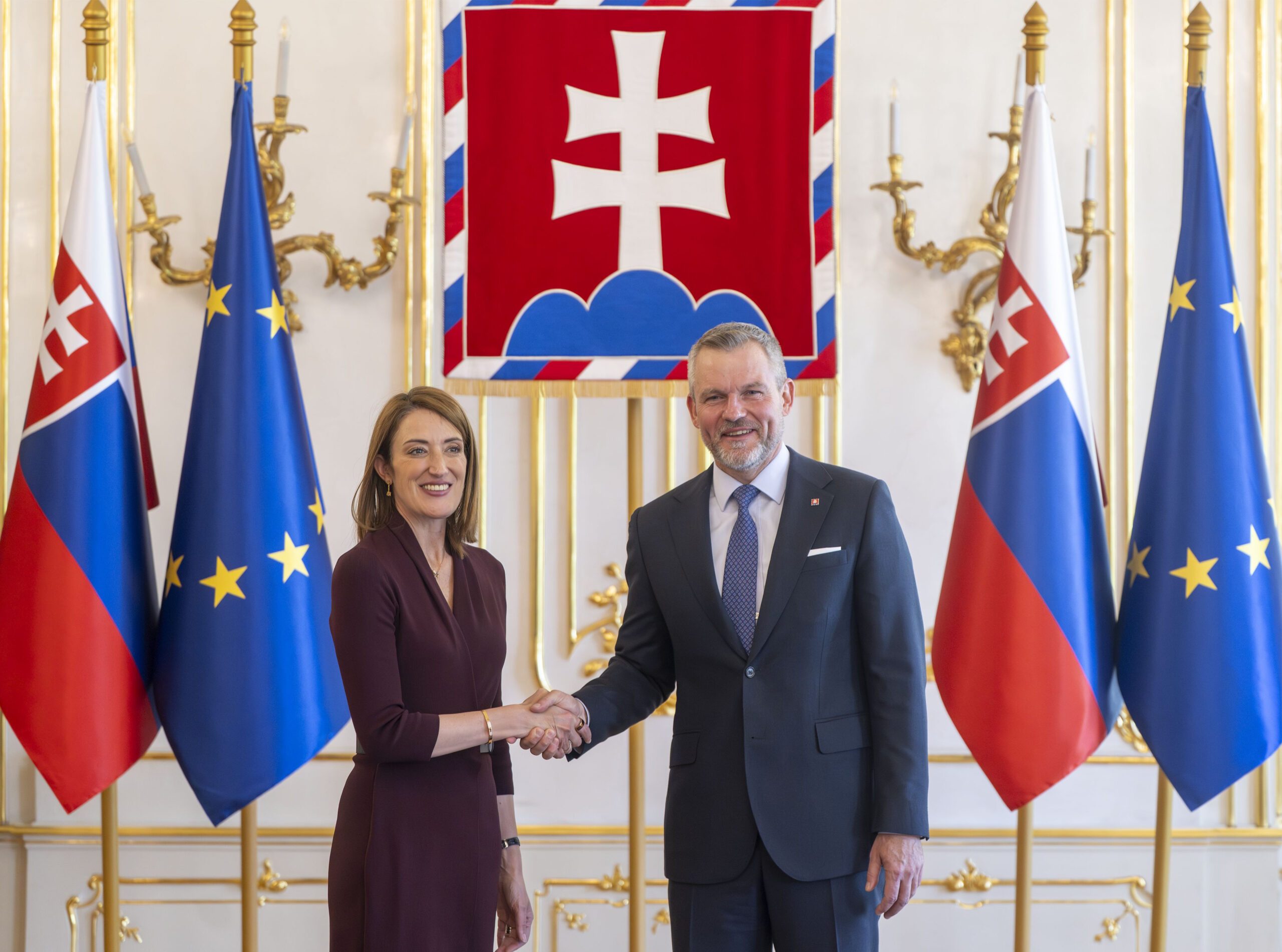 Prezident rokoval s predsedn&iacute;čkou europarlamentu: E&Uacute; mus&iacute; občanom prin&aacute;&scaron;ať konkr&eacute;tne v&yacute;sledky | Dom&aacute;ca politika