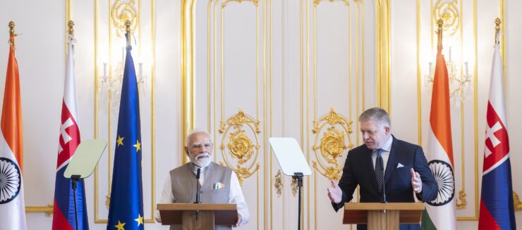 premiér Robert Fico (Smer-SD) privítal na Bratislavskom hrade predsedu vlády Indie Nárendru Módího