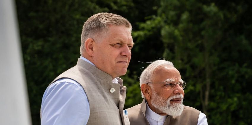 Indický premiér Naréndra Módí a predseda vlády SR Robert Fico