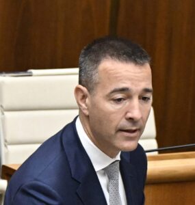 Na snímke minister školstva SR Tomáš Drucker (Hlas-SD)