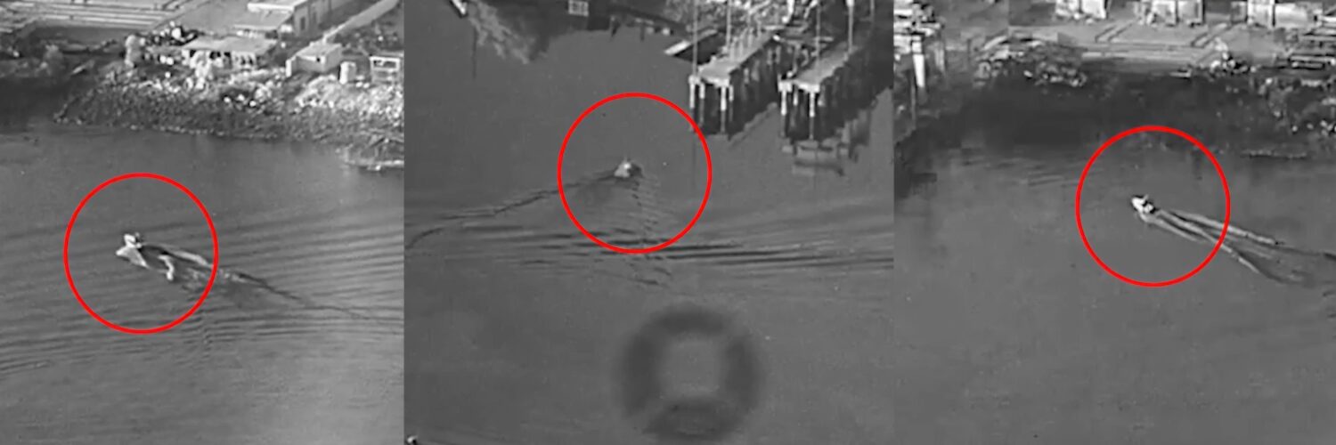 snímka z videa zverejnenej americkým centrálnym veliteľstvom americký vojenský útok dronmi z povrchových plavidiel v Hormuzskom prielive na prístav